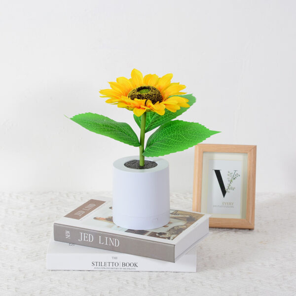 Rechargeable Sunflower Led Simulation Table Lamp - Image 3