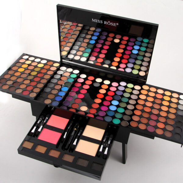 180 Colours Eyes Shadow Blush Set